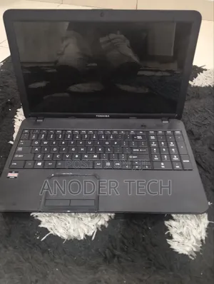 Laptop Toshiba 4GB AMD A4 HDD 500GB