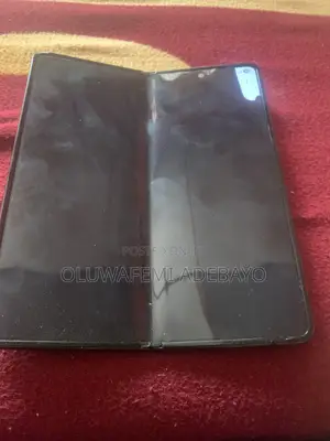 Samsung Z 16 GB Gray