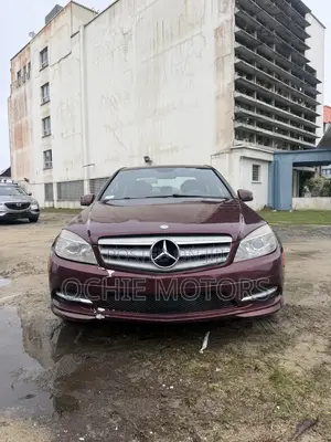 Mercedes-Benz C300 Luxury Sedan AWD (3.0L 6cyl 7A) 2008 Burgundy