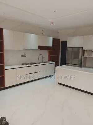 3bdrm Apartment in Ikoyi, Gerard Road for rent