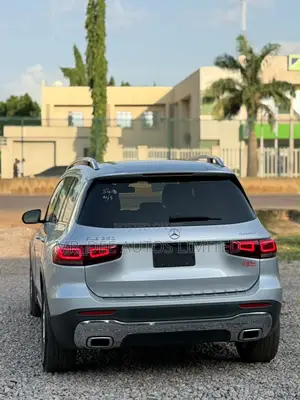 Mercedes-Benz GLB-Class 2020 Silver