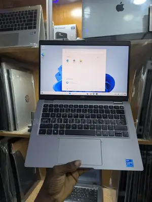 Laptop Dell Latitude 5320 8GB Intel Core i5 SSD 256GB