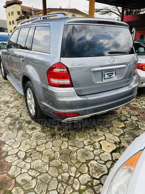 Mercedes-Benz GL-Class 2012 Gray