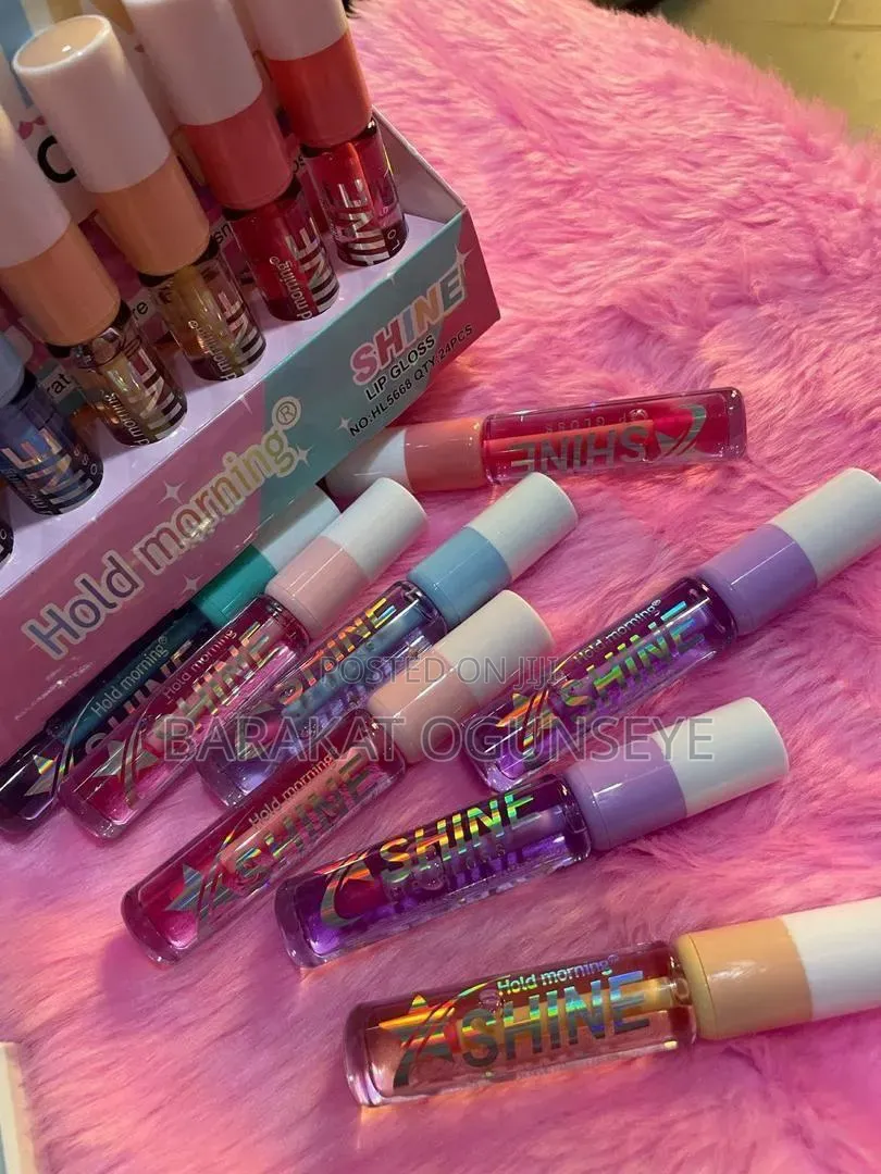 Nails , Lipgloss and Lip Serum
