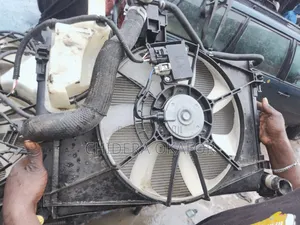 Complete Radiator and Fan for Toyota Yaris