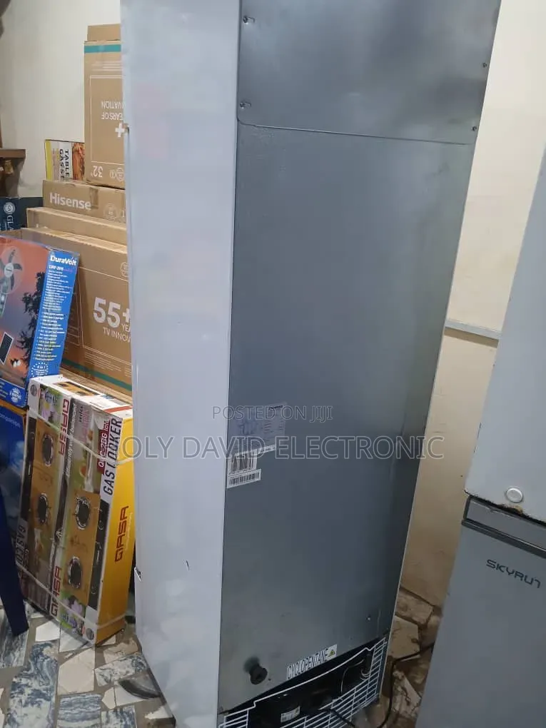 Hisense Chiller 240liters
