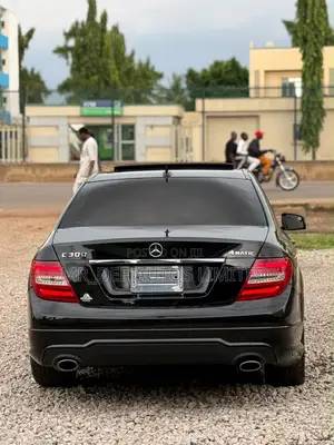 Mercedes-Benz C300 2012 Black