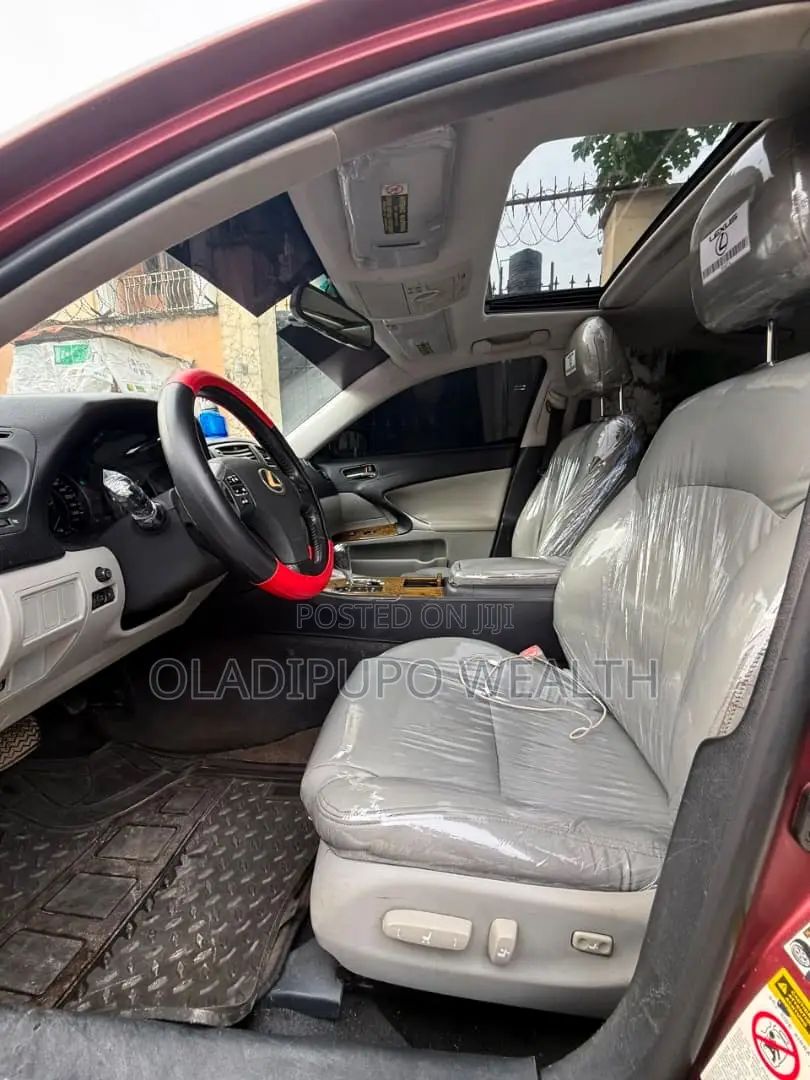 Lexus IS 2009 Red