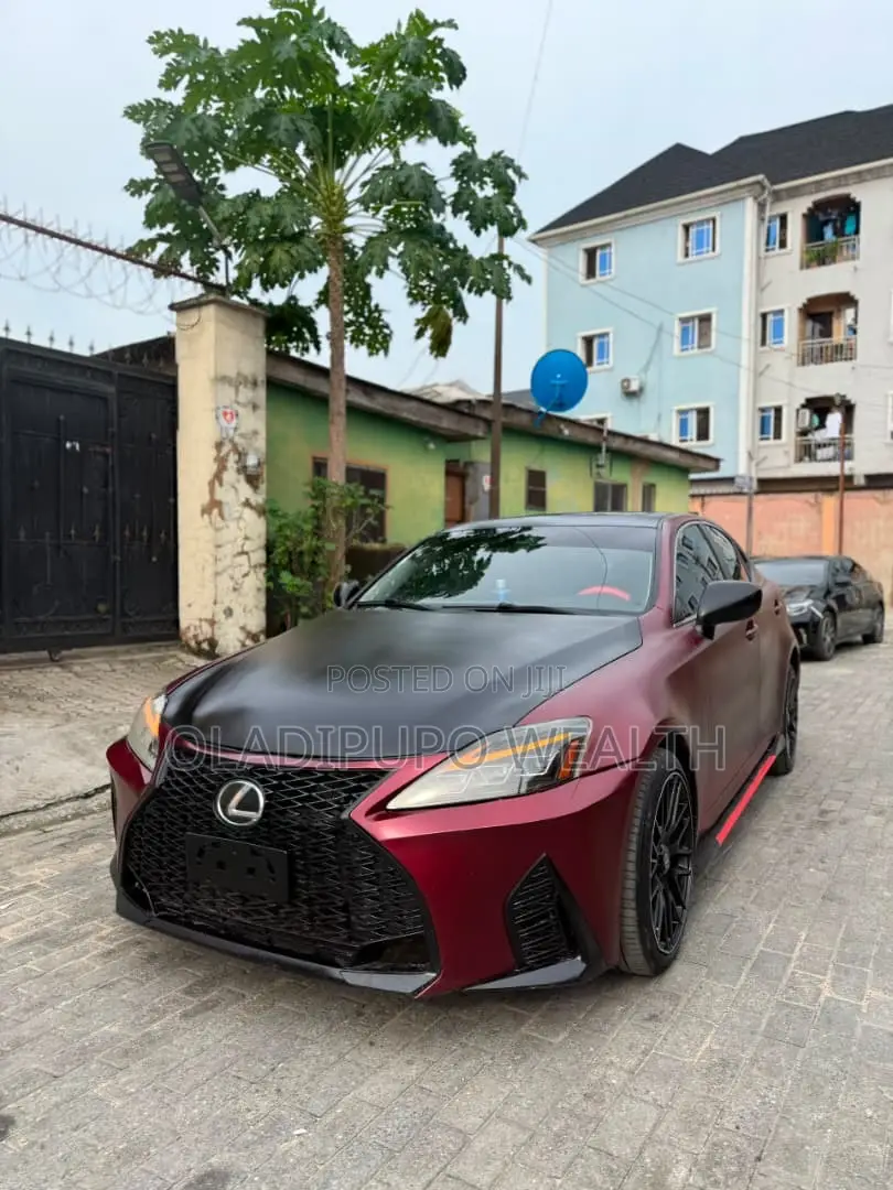 Lexus IS 2009 Red