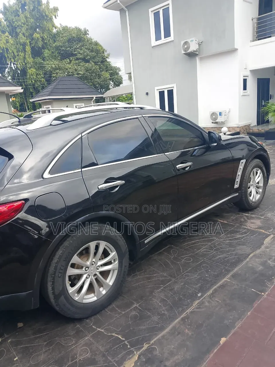 Infiniti FX35 2011 Black