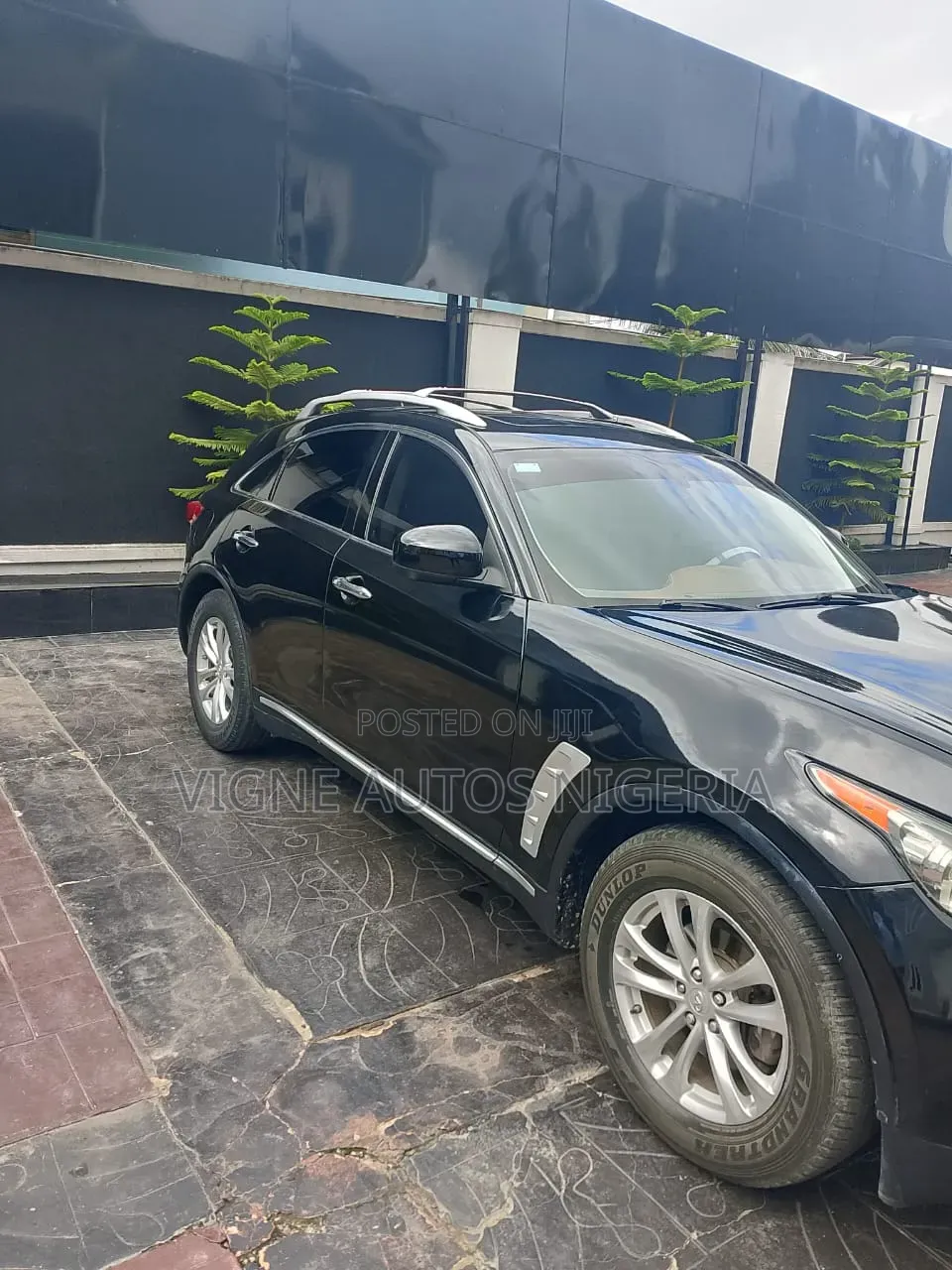 Infiniti FX35 2011 Black