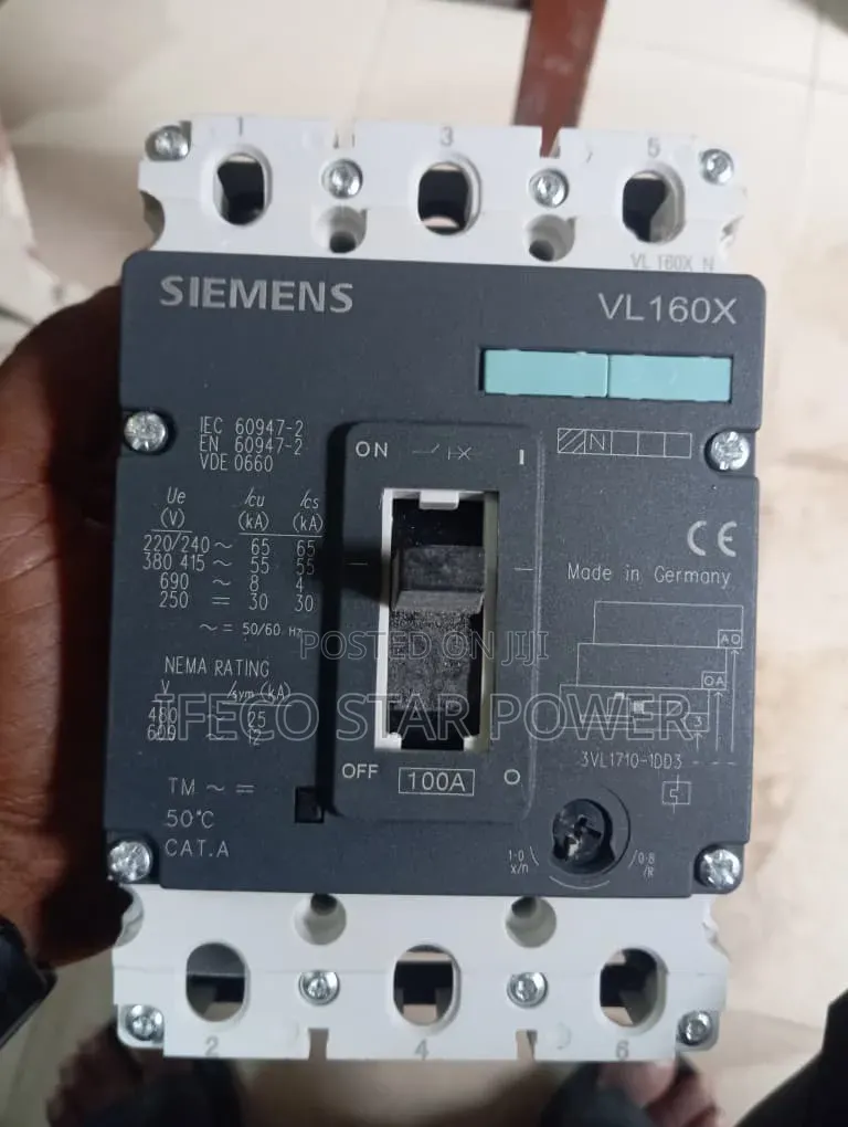Siemens Breaker 100a 3pole McCb