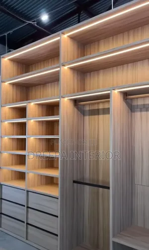 Walk-in Closet Installation