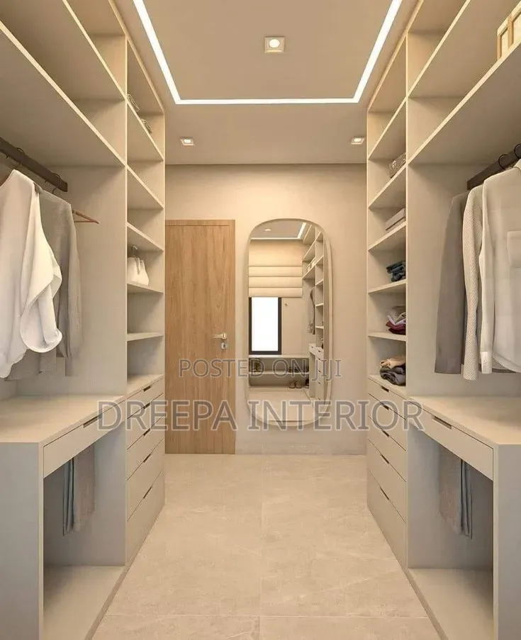 Walk-in Closet Installation