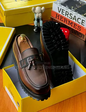 Fendi Luxury Men Shoe