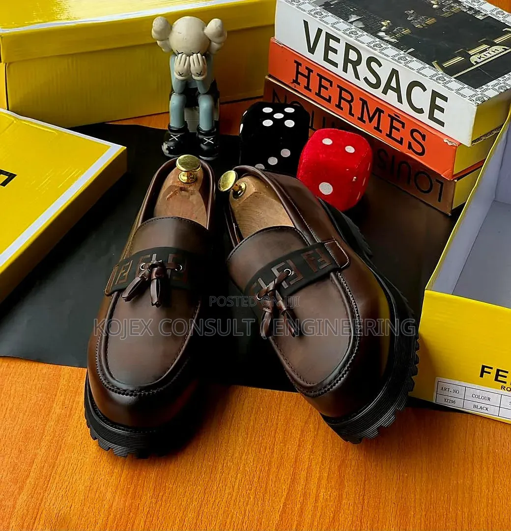 Fendi Luxury Men Shoe