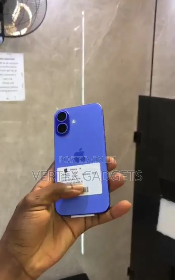 Apple iPhone 16 128 GB Blue