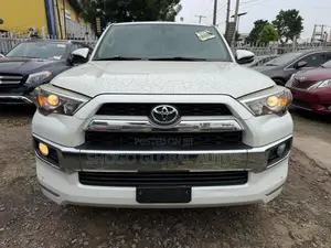 Toyota 4-Runner Limited 4dr SUV (4.0L 6cyl 5A) 2015 White