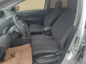 Toyota Yaris 2009 Silver