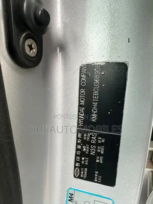 Hyundai Elantra 2012 Silver