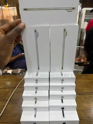 New Apple iPhone Air 256 GB Silver