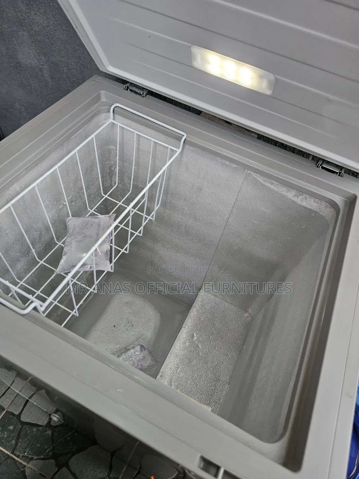 143l Hisense Chest Freezer