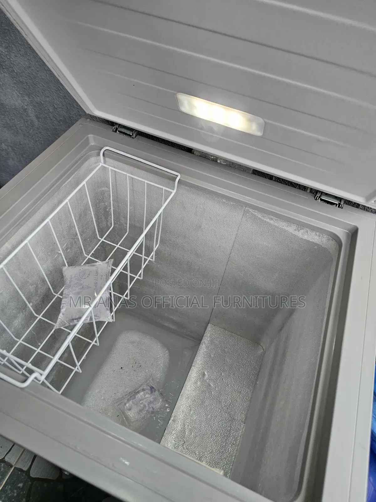 143l Hisense Chest Freezer