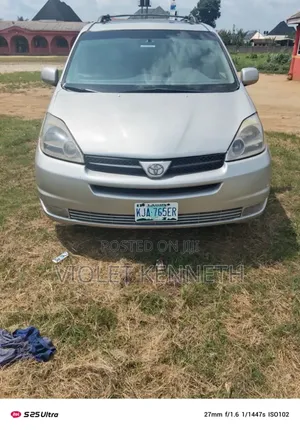 Toyota Sienna 2006 Silver
