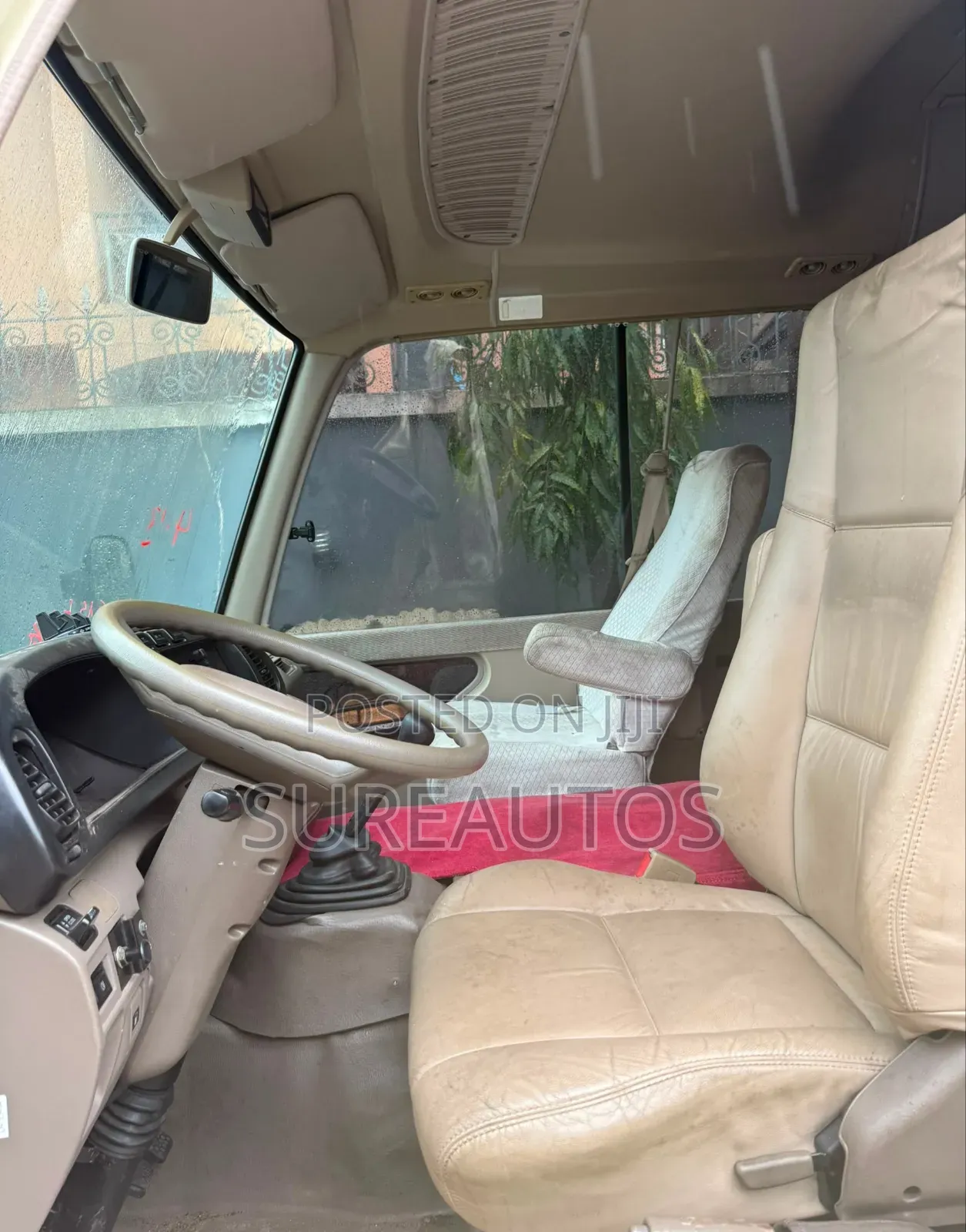 Toyota Coaster 2013 Gold