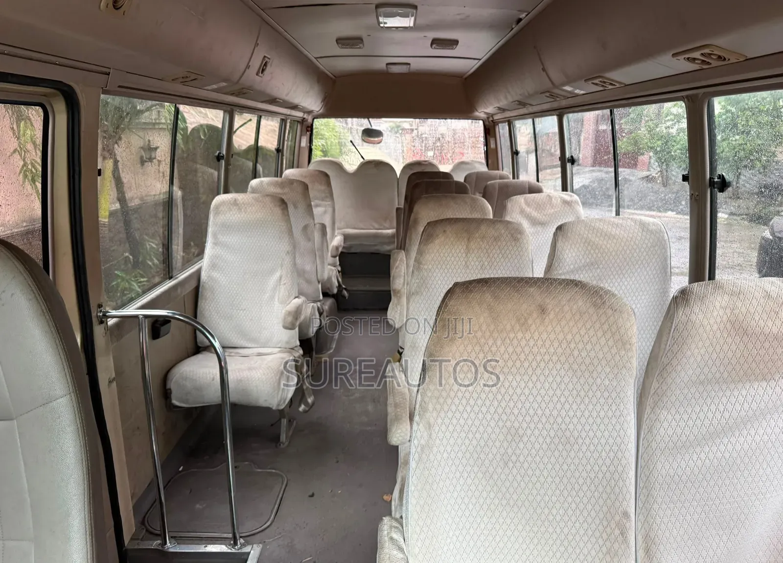 Toyota Coaster 2013 Gold