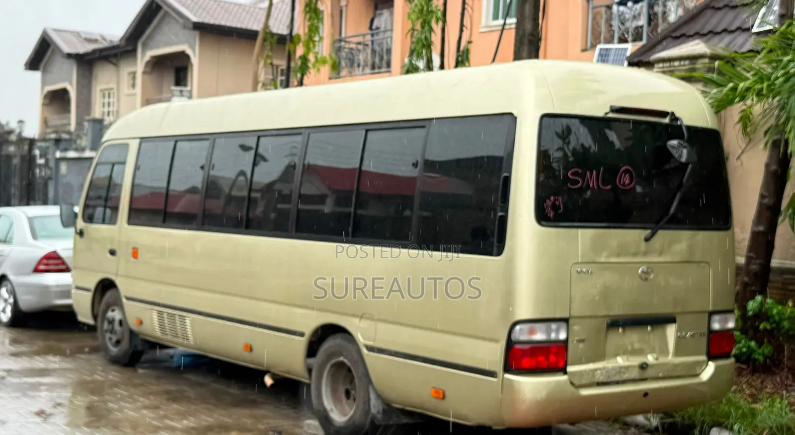 Toyota Coaster 2013 Gold