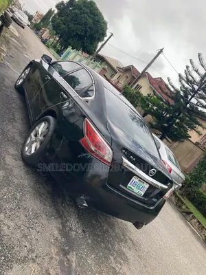 Nissan Altima 2013 Black