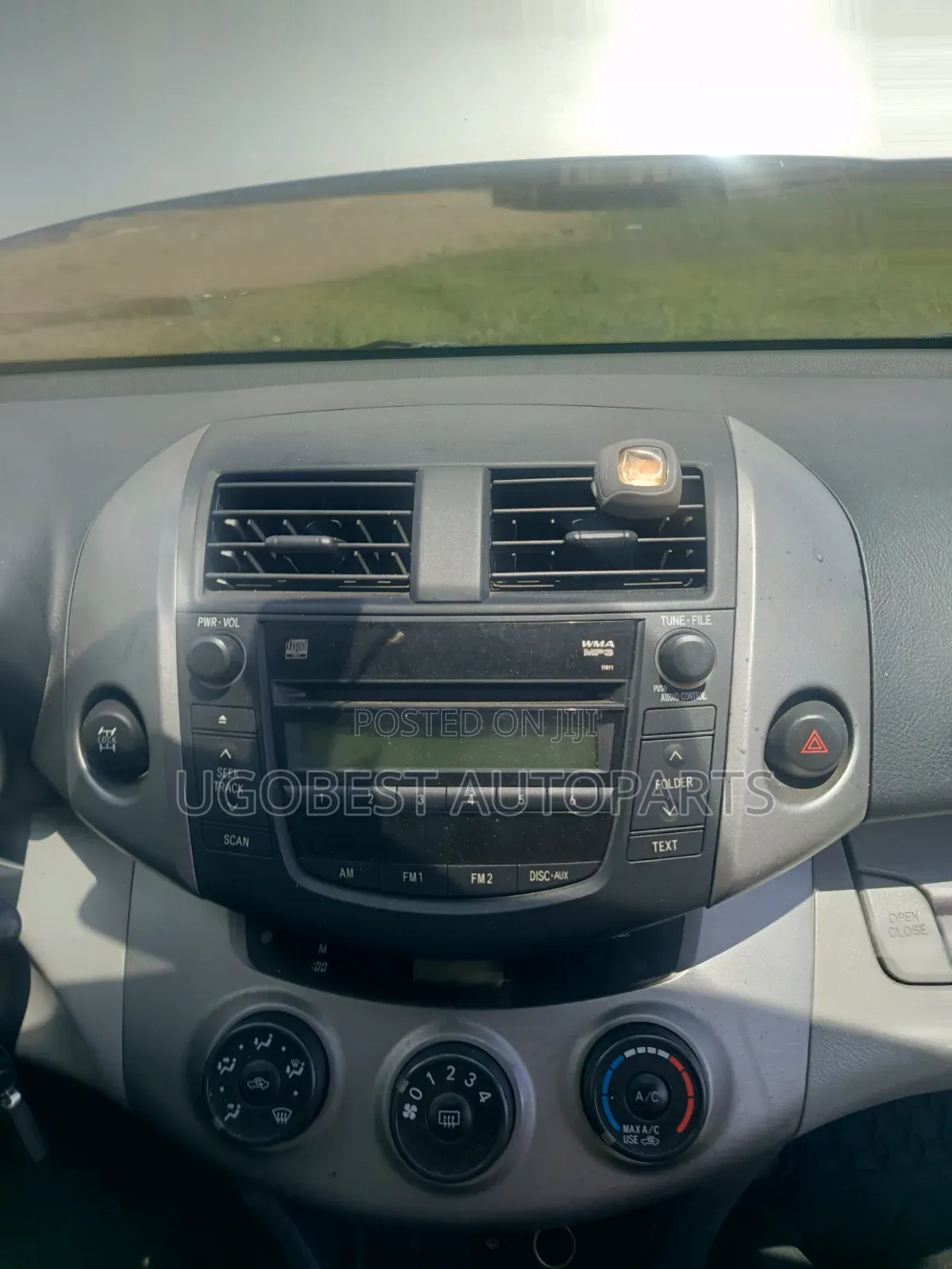 Toyota Rav4 2008/2011 Android Screen With AC Vent Chrome / GPS (Map)