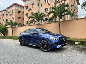 Mercedes-Benz GLE-Class 2021 Blue