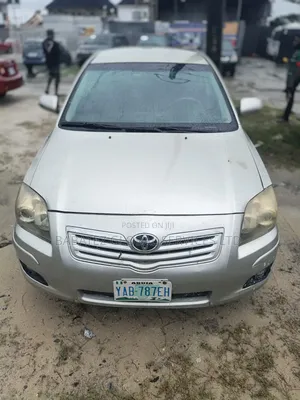 Toyota Avensis 2001 Silver