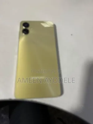 Samsung Galaxy A06 64 GB Gold