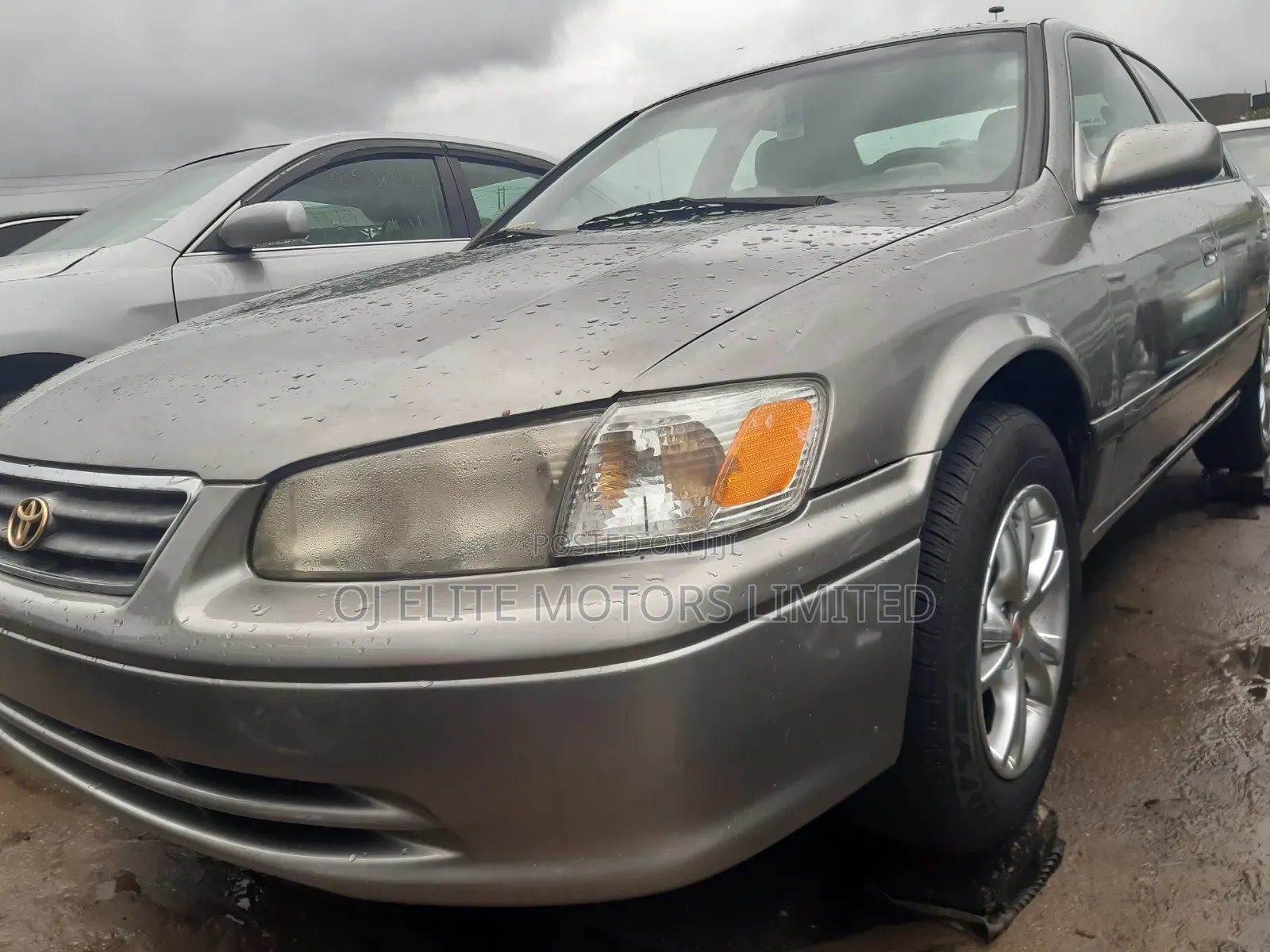 Toyota Camry 2001 Silver