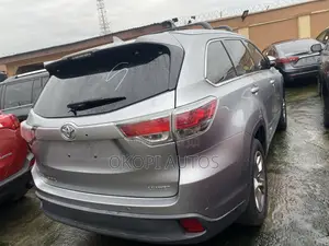 Toyota Highlander 2015 Silver