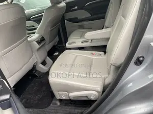 Toyota Highlander 2015 Silver