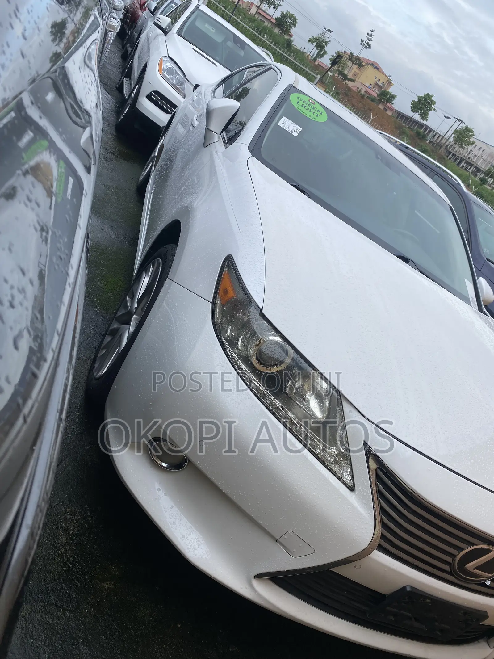 Lexus ES 2014 White