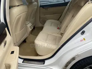 Lexus ES 2014 White