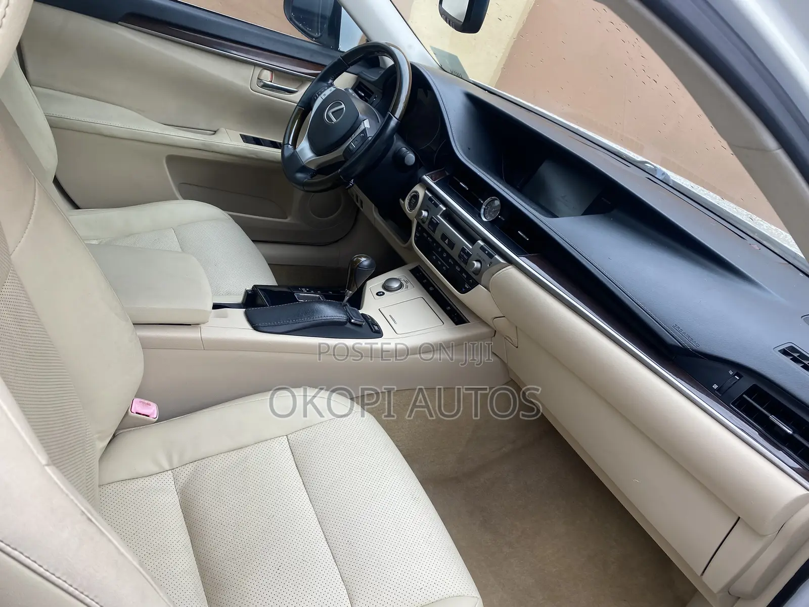 Lexus ES 2014 White