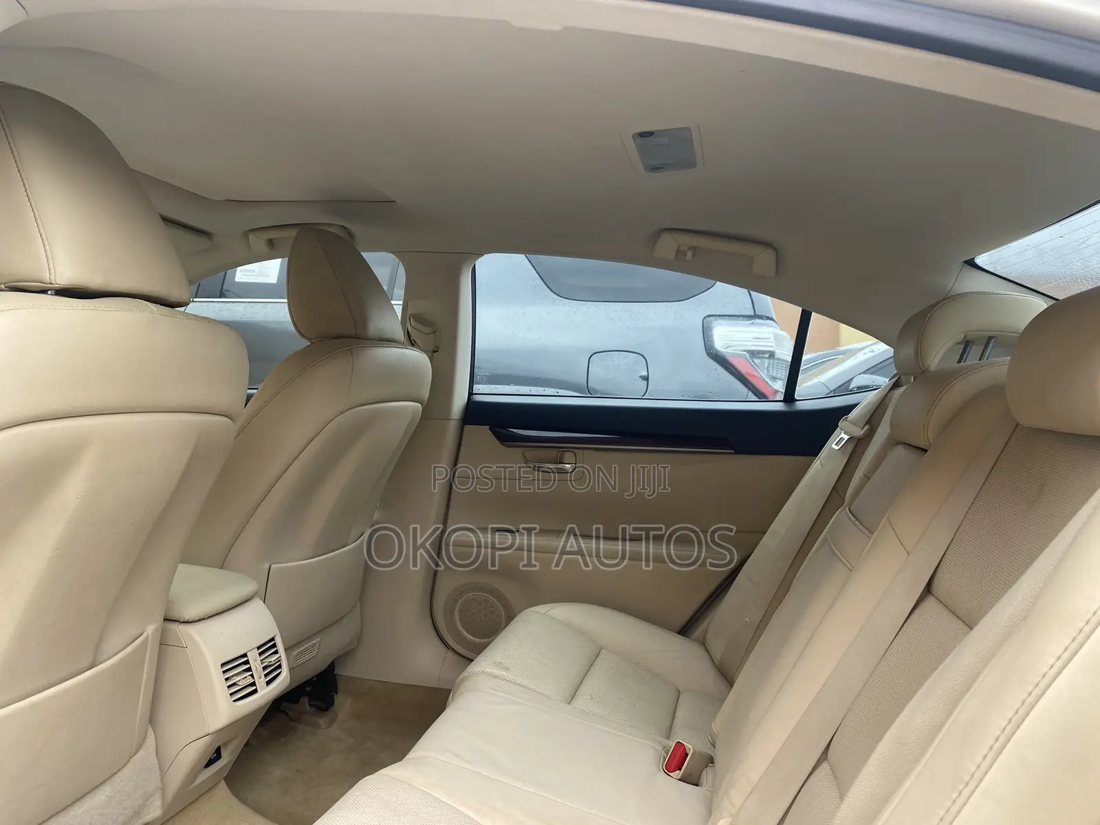 Lexus ES 2014 White