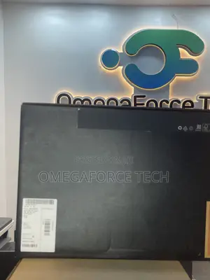 New Laptop Dell Pro Max 16 32GB Intel Core Ultra 9 SSD 2T