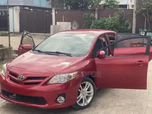 Toyota Corolla LE 4dr Sedan (1.8L 4cyl 4A) 2011 Red