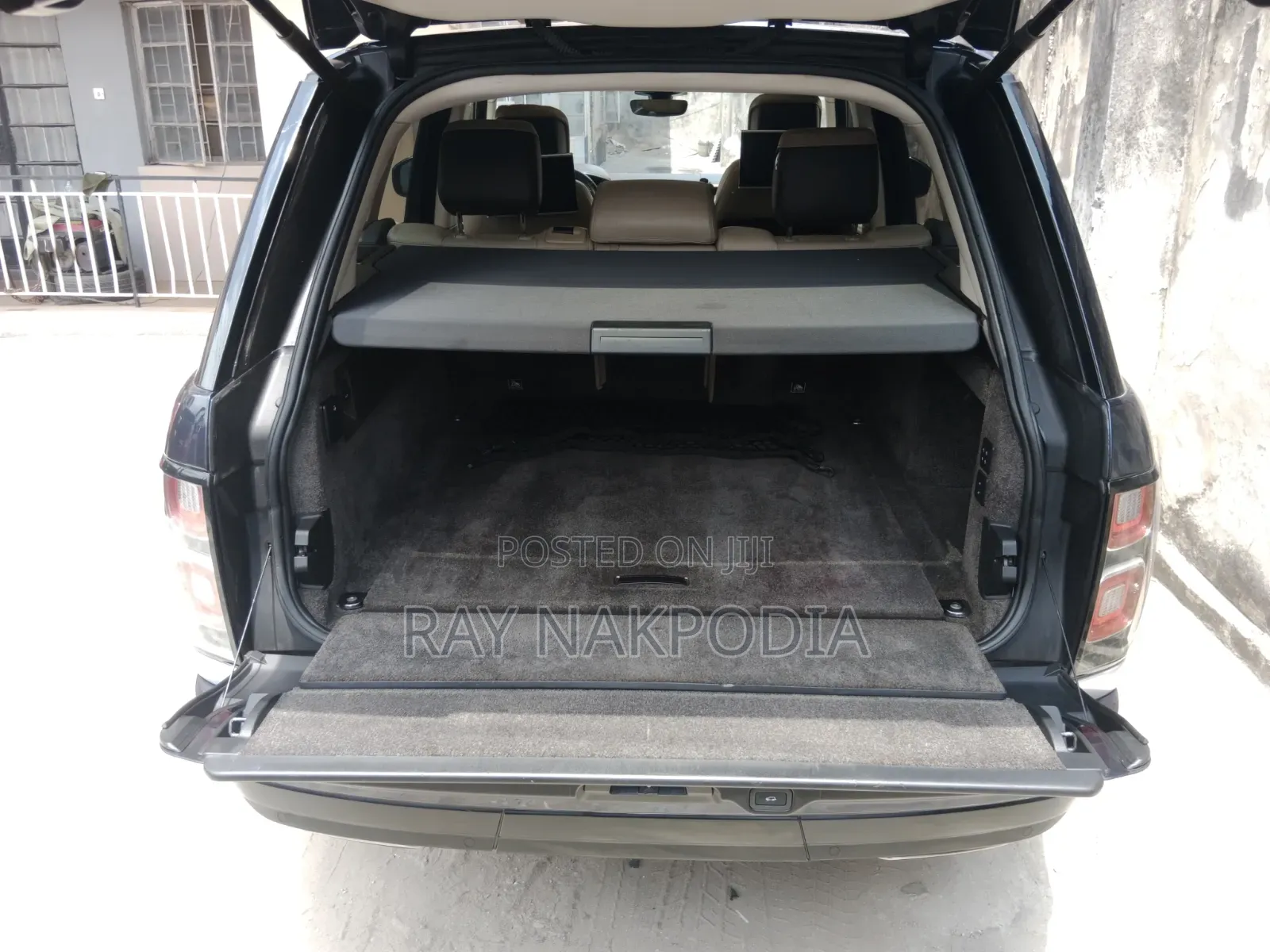 Land Rover Range Rover 2019 Blue
