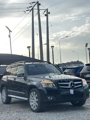 Mercedes-Benz GLK-Class 350 2010 Black