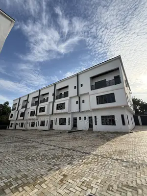 4bdrm Duplex in Games Village, Kaura for sale