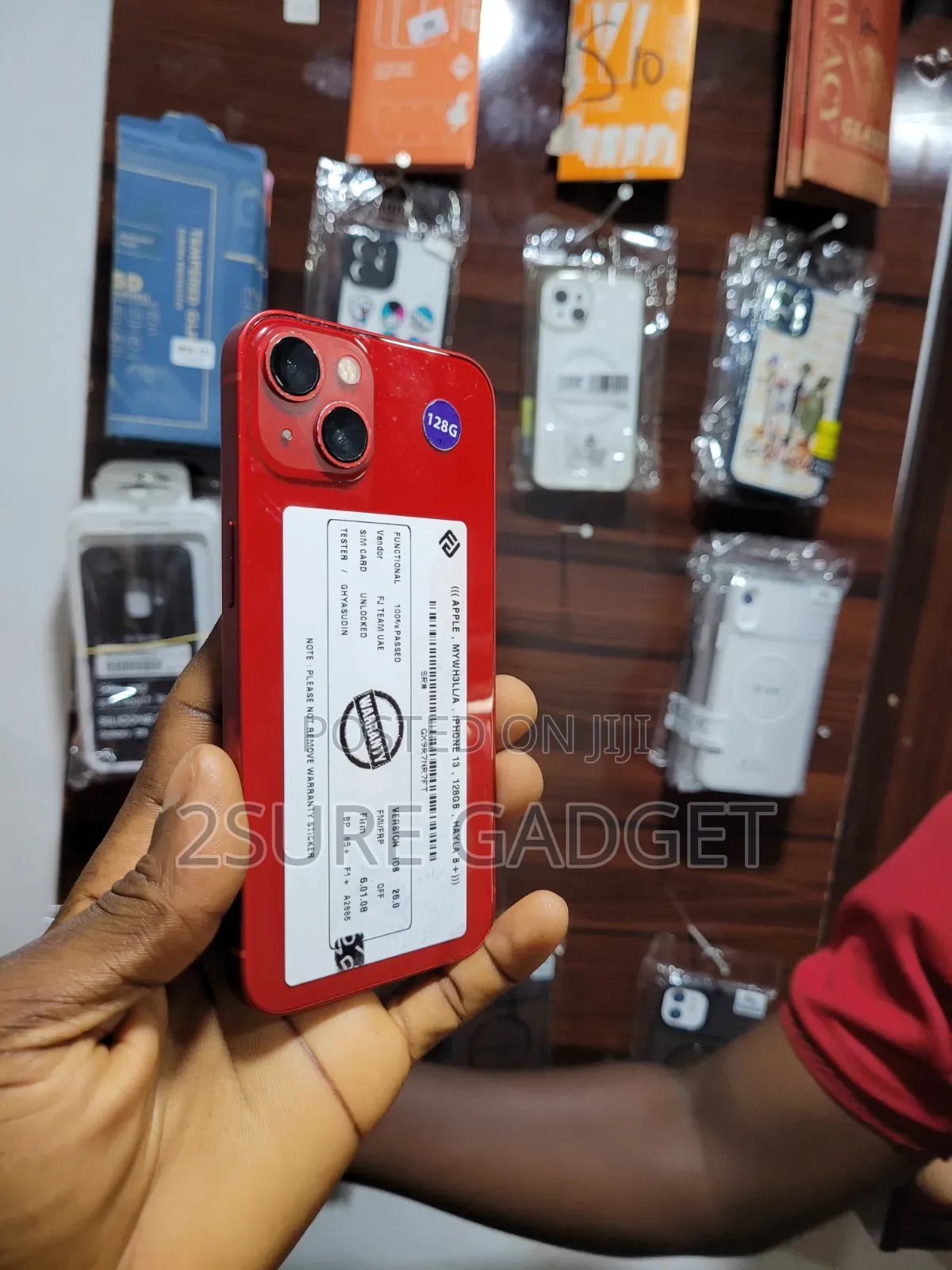 Apple iPhone 13 128 GB Red