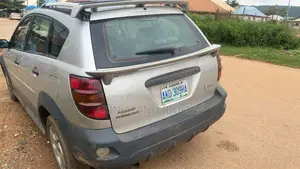 Pontiac Vibe Automatic 2004 Silver